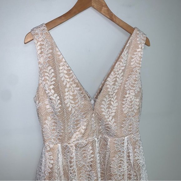 Lulus "All of My Heart" Lace Skater Dress White Nude V-neckline Size Medium - Picture 4 of 15